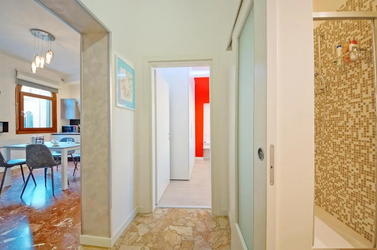 Dolcevita Apartments N 439 Венеция Италия