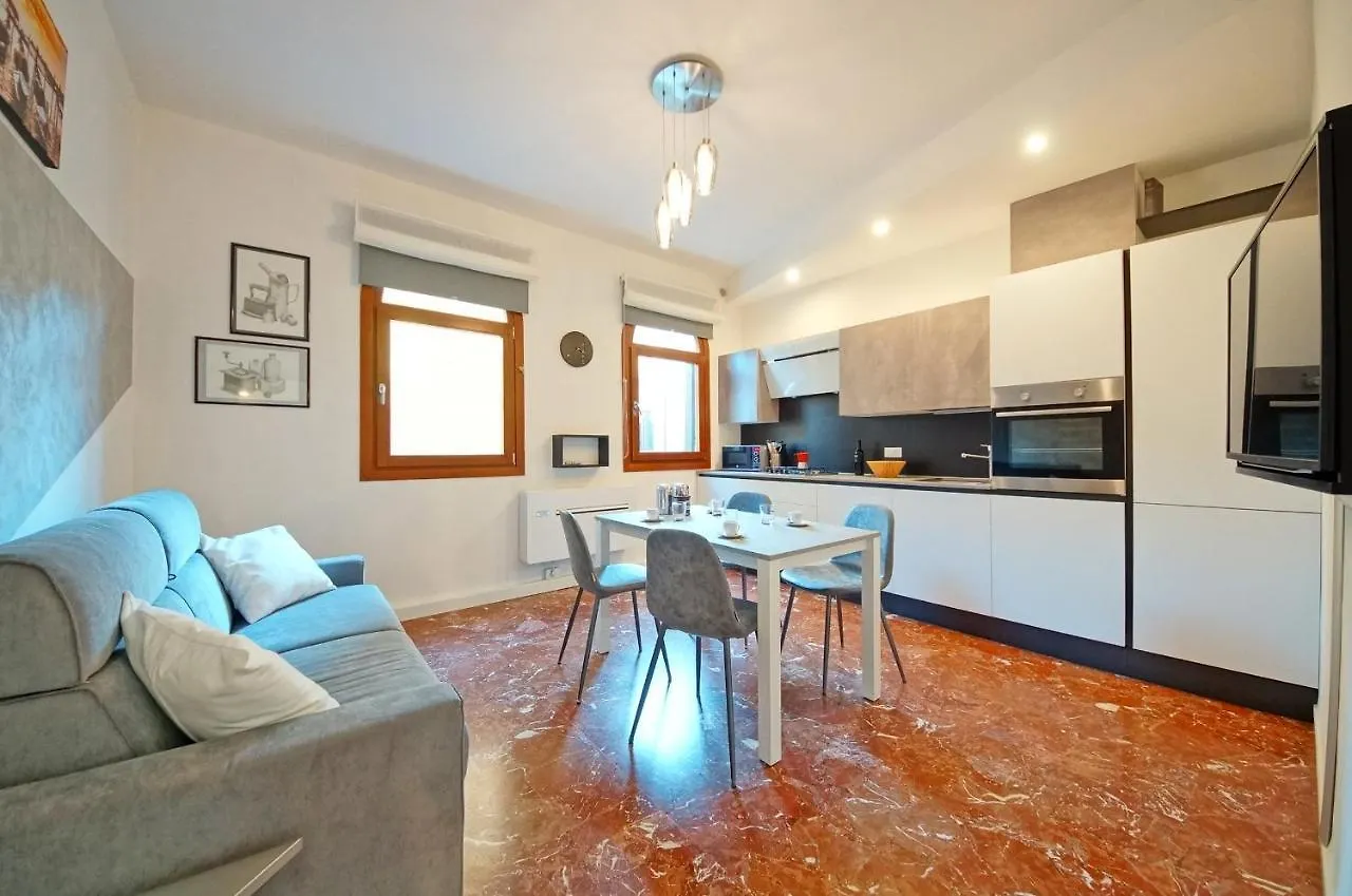 Dolcevita Apartments N 439 Венеция